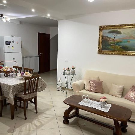 Appartement Maryrosy Pompéi Extérieur photo